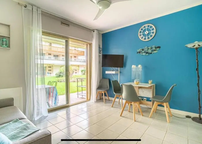 Front De Apartament *